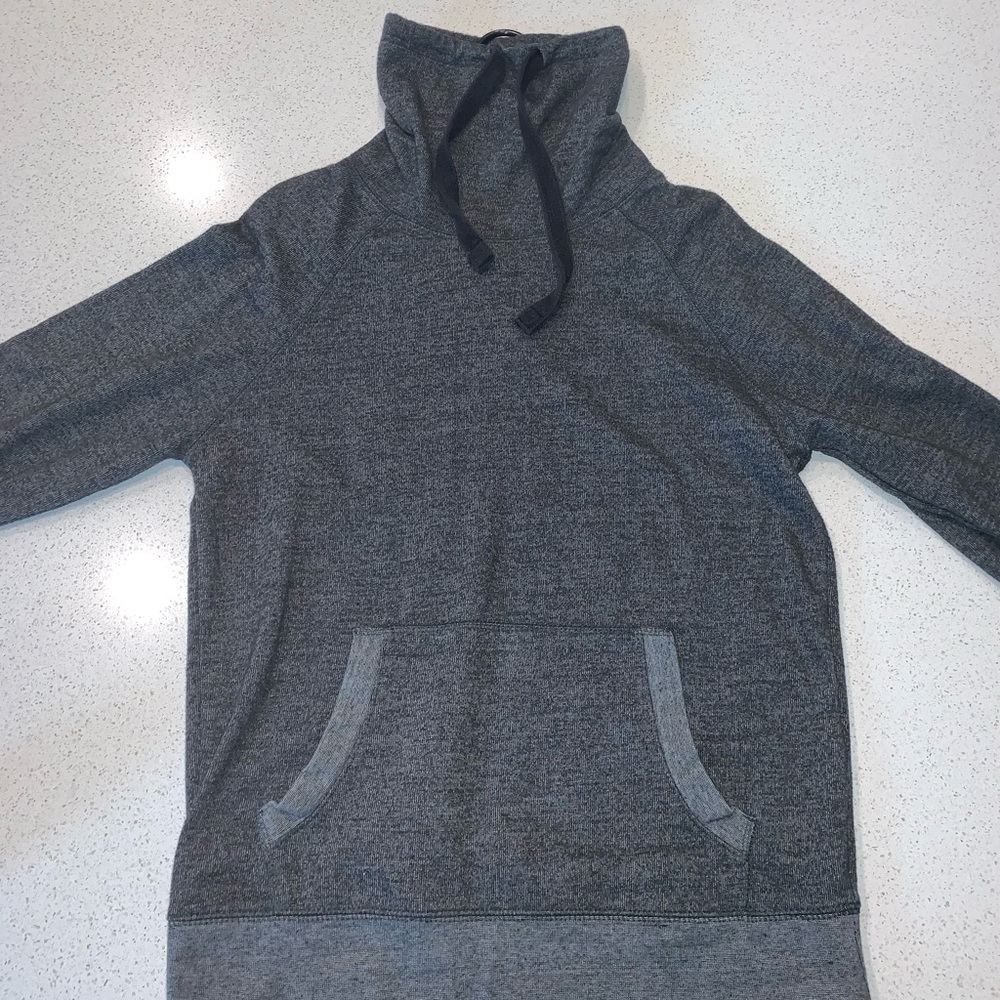 Express Medium Sweater